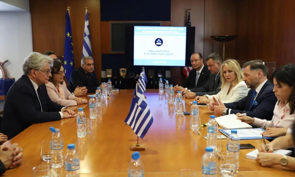 Στα Ναυπηγεία στην Ελευσίνα ο Ευρωπαίος Επίτροπος Εσωτερικής Αγοράς της ΕΕ